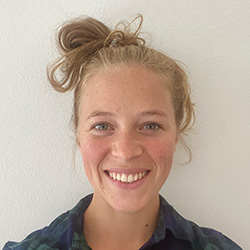 pmooe-portrait-schulassistenz-lenapirklhuber