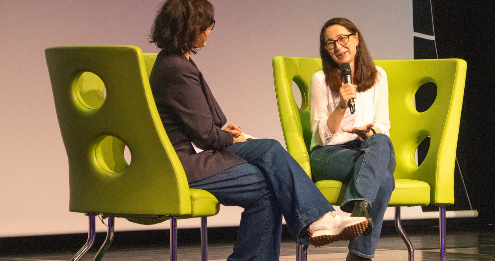 Birigt Blochberger und Daniela Hausleithner am Fachtag "Gesehen werden" von pro mente Jugend
